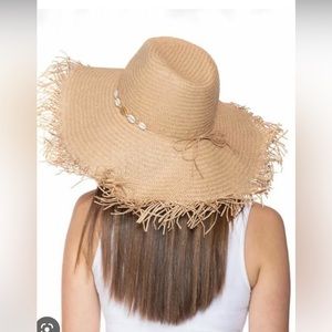 INC Natural Sea Shell Band Elastic Fedora Top Fringed Floppy Hat